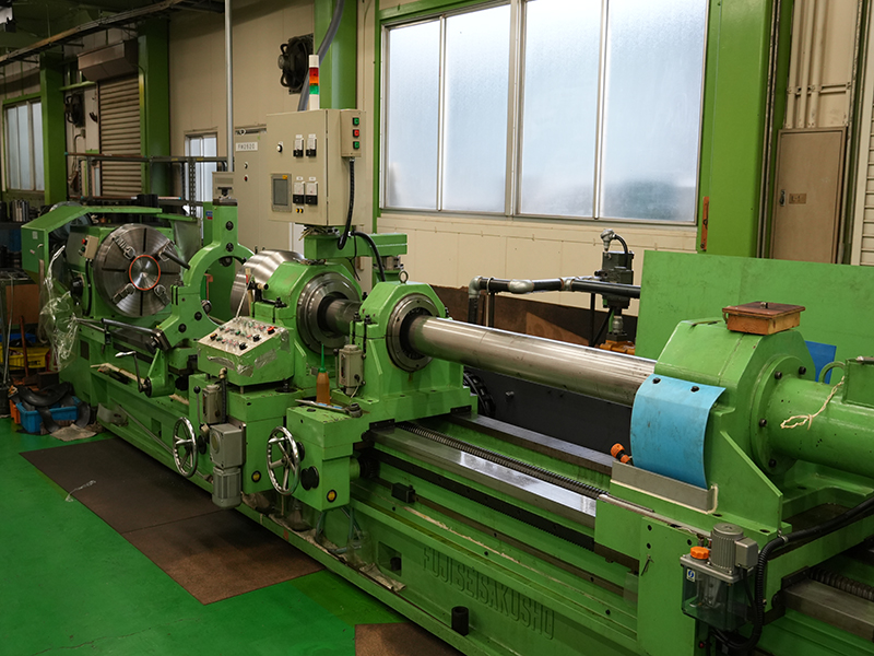 BTA方式深孔明専用機